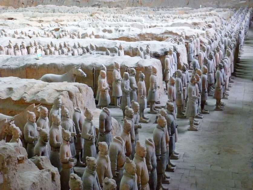 terracotta army puzzle from photo