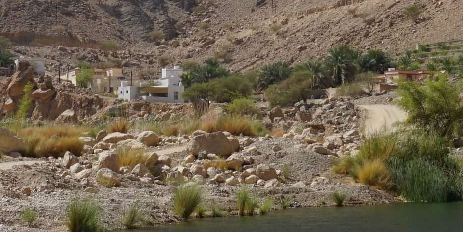 Dorf in den Bergen von Oman Online-Puzzle
