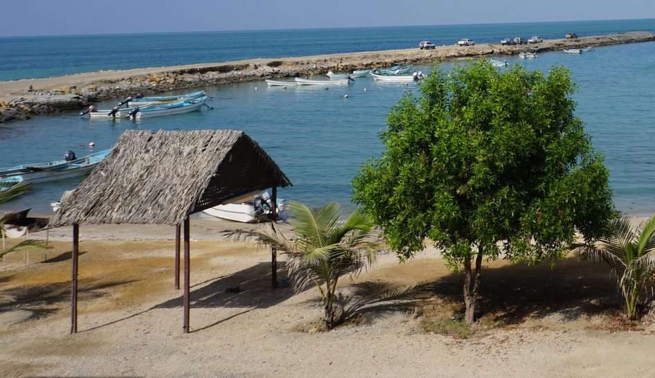 Pláž v Ománském zálivu online puzzle