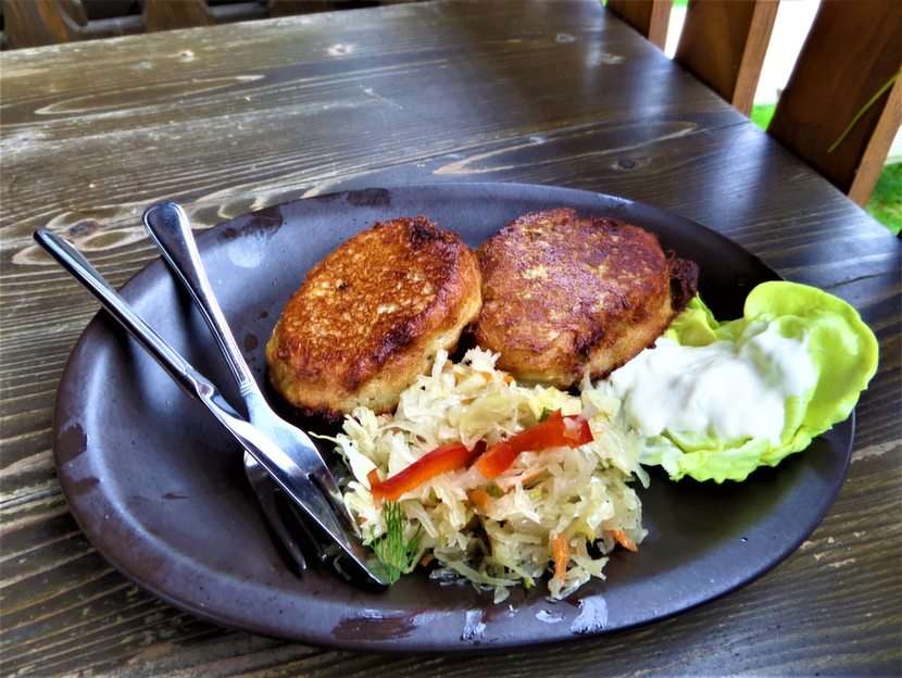 Lunch i Wysowa pussel online från foto
