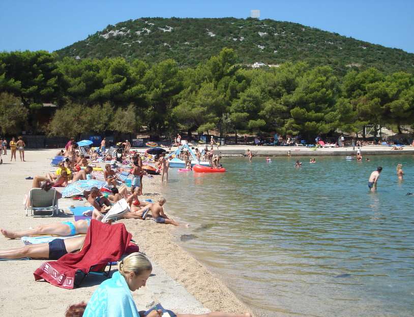 Strand i Kroatien pussel online från foto