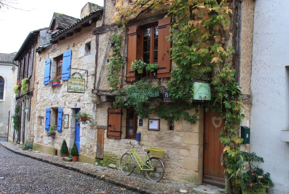 Francia falu puzzle online fotóról
