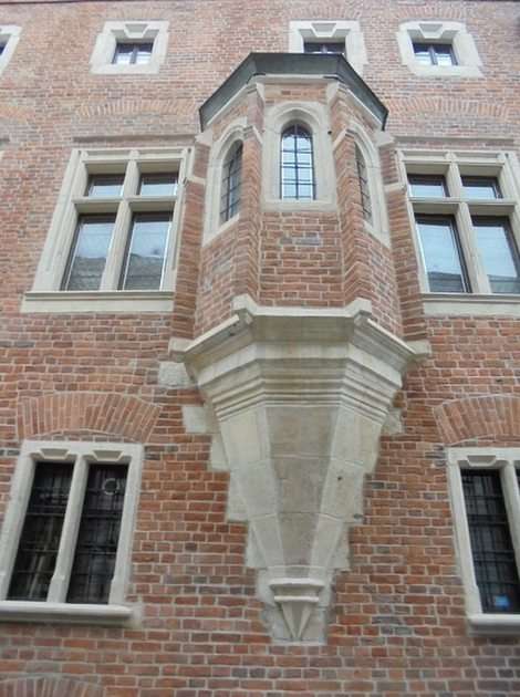Baie vitrée au Collegium Maius à Cracovie puzzle en ligne