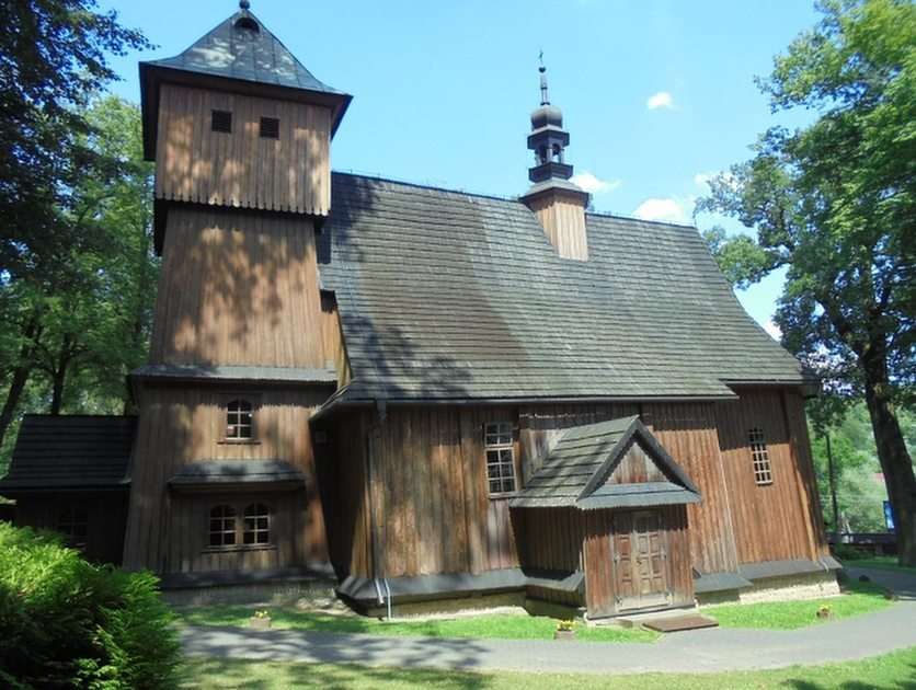 The wooden church in Gruszów puzzle online from photo