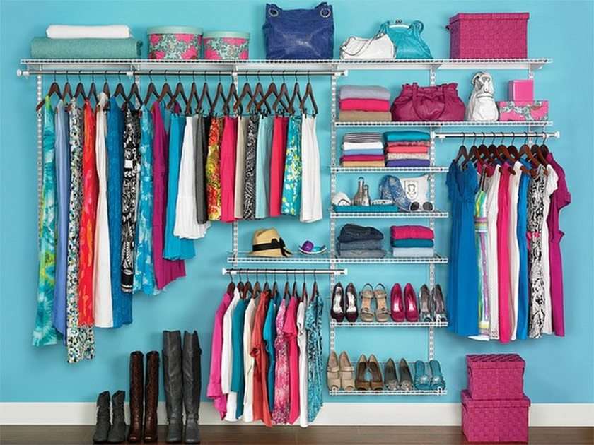 Wardrobe puzzle online from photo