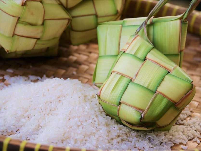 Ketupat puzzle online from photo