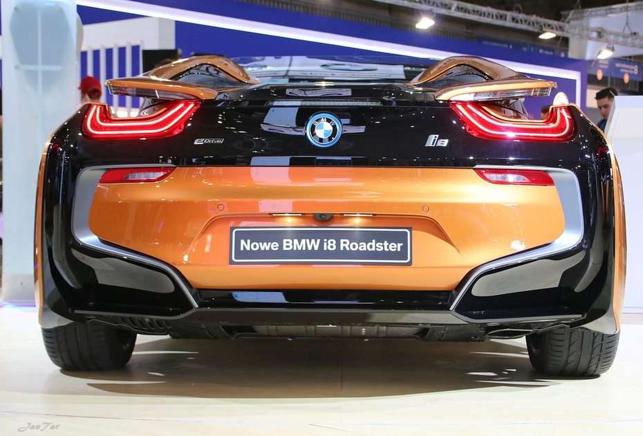 BMW i8 Roadster rompecabezas en línea