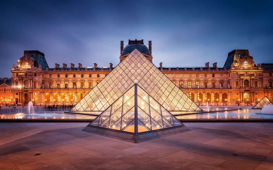 Louvre puzzle online din fotografie