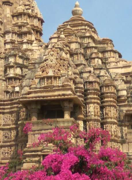 Khajuraho in India puzzle online from photo