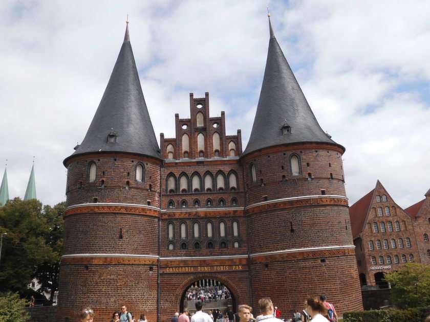Holstentor puzzle online from photo