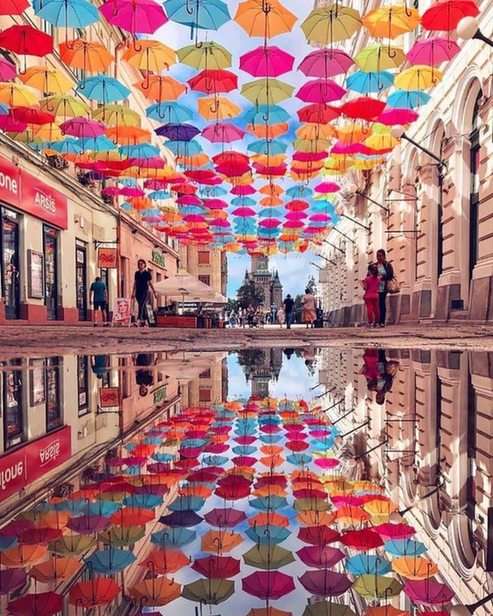 umbrella ceiling online puzzle