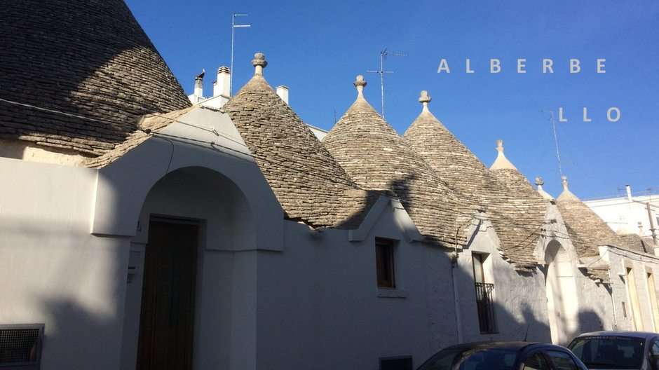 Alberobello puzzle online from photo