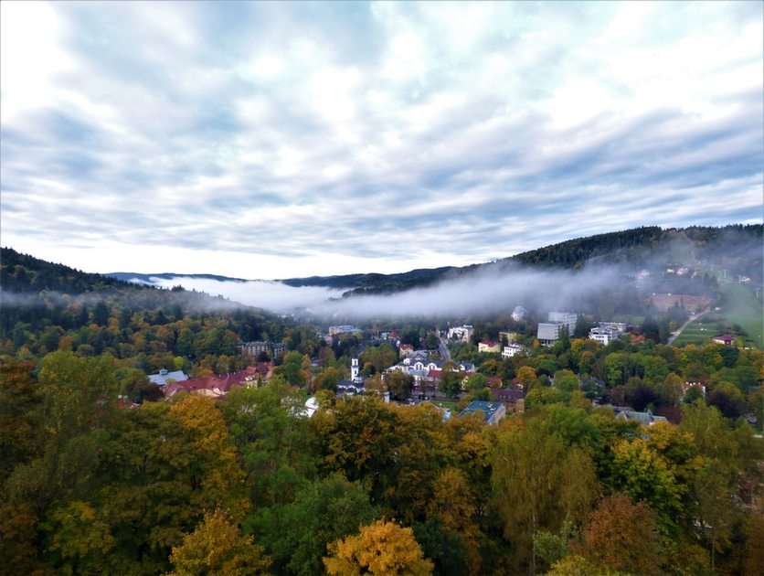 Krynica - utsikt från hotellfönstret Pussel online