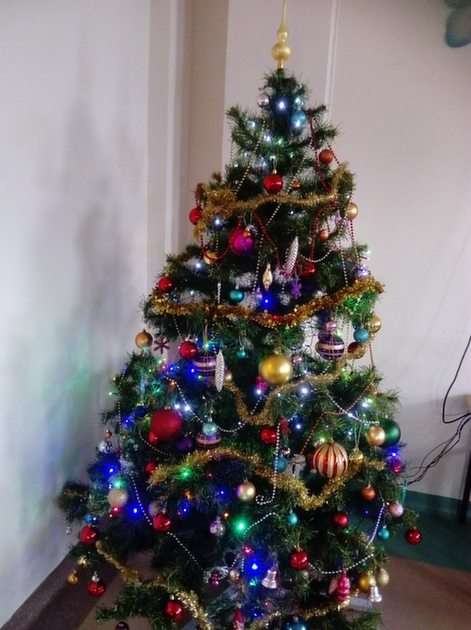 árbol de Navidad puzzle online a partir de foto