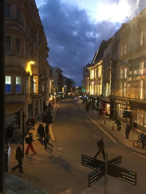 Vida Cotidiana en Oxford, RU puzzle online din fotografie