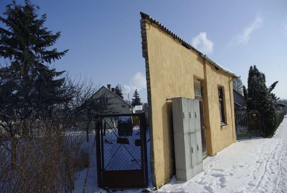 Къща в Сувалки онлайн пъзел от снимка