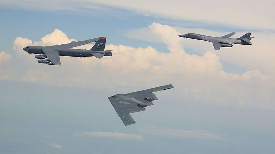 B-52, B-1, B-2 онлайн пъзел