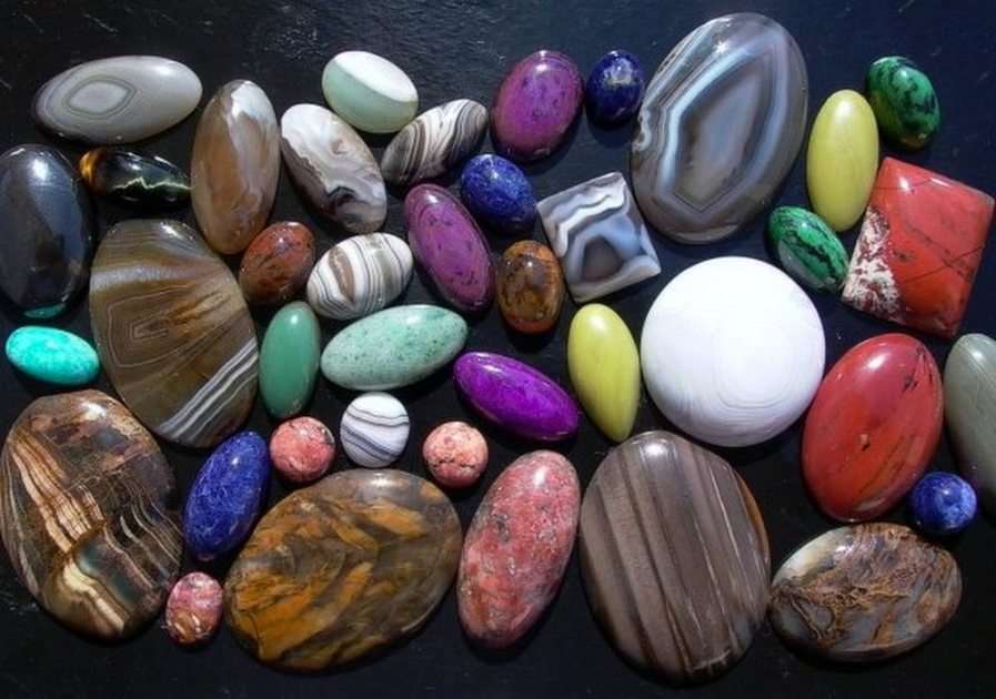 pedras semipreciosas puzzle online a partir de fotografia