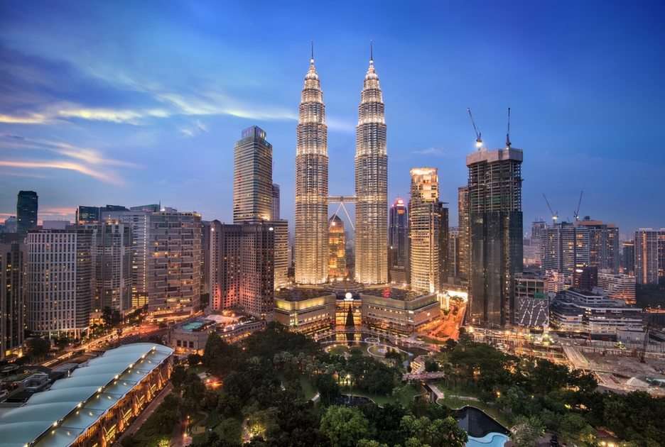 Kuala Lumpur puzzle online a partir de foto