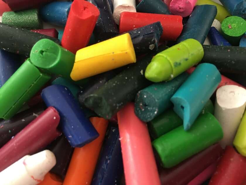 Crayones rotos puzzle online a partir de foto