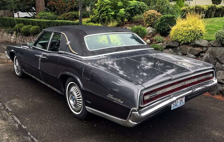 Ford Thunderbird - 1968 - Rear puzzle online from photo