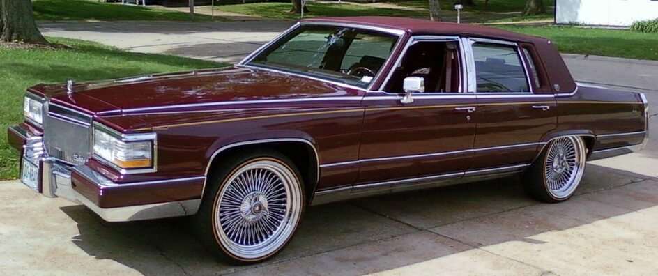 Cadillac Brougham puzzle online from photo