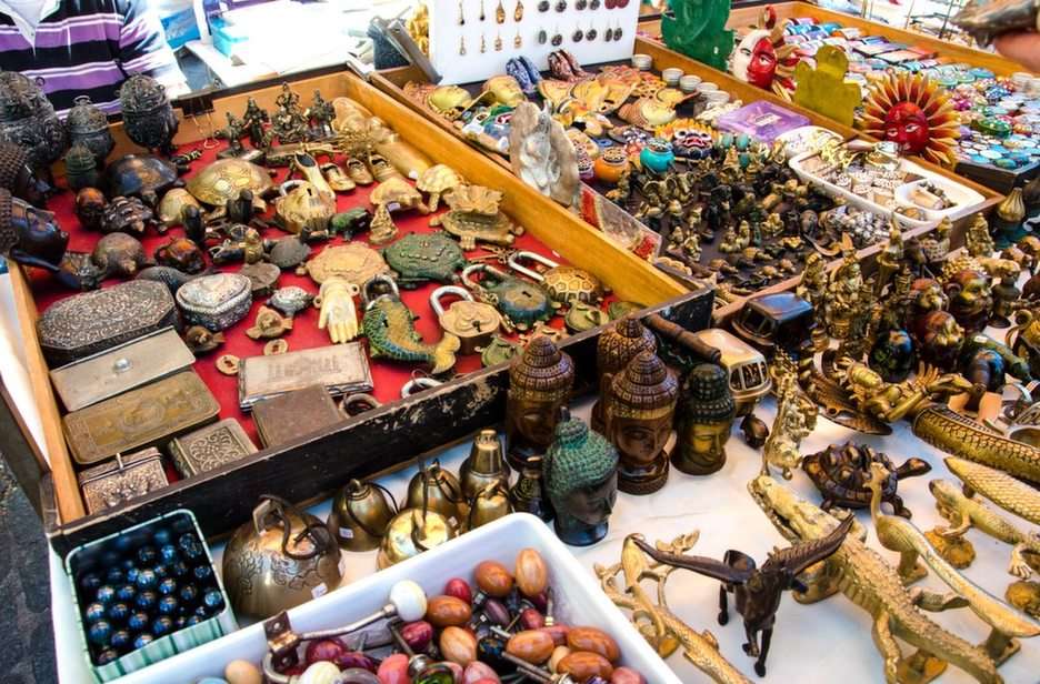 at the flea market puzzle online from photo