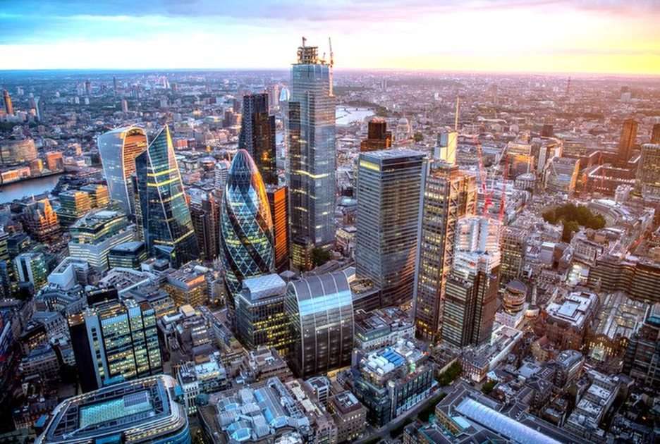 Londen vanuit het vliegtuig puzzel online van foto