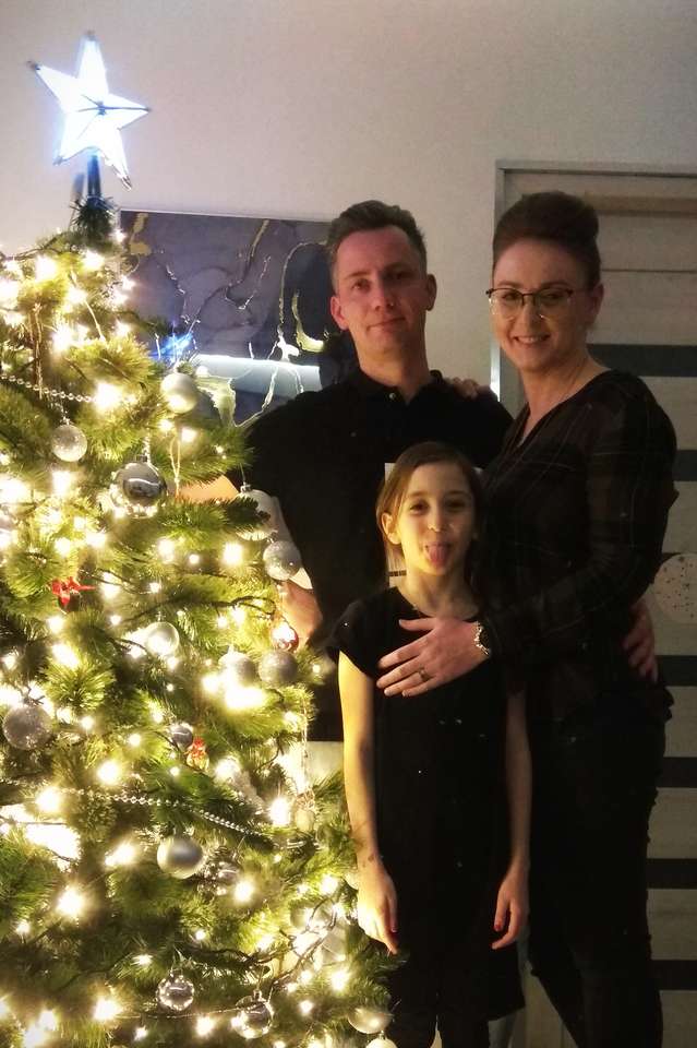 Laura pomul de Crăciun puzzle online din fotografie