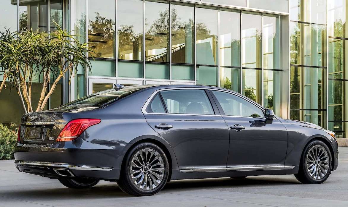 Genesis G90 - 2017 puzzle online from photo