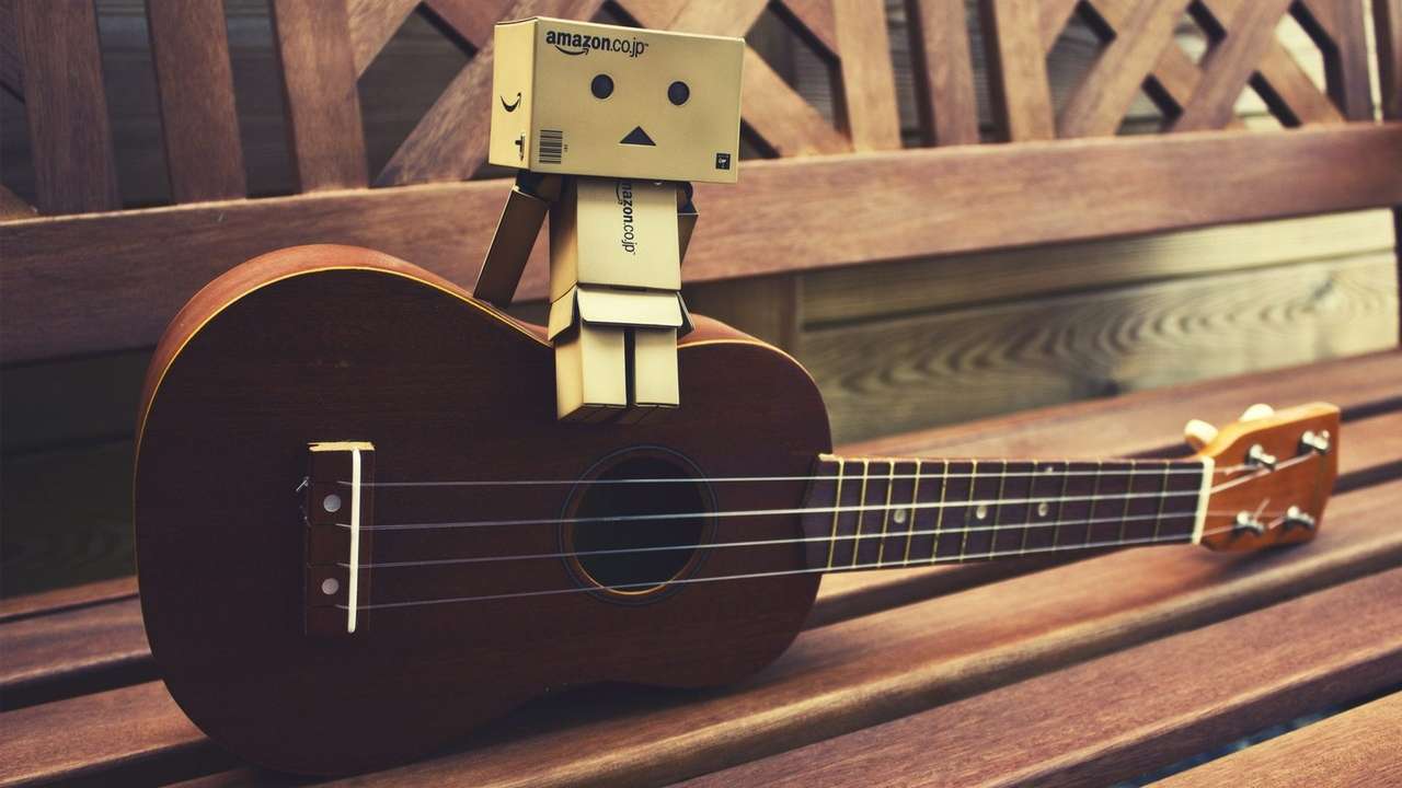 hård_ukulele pussel online från foto