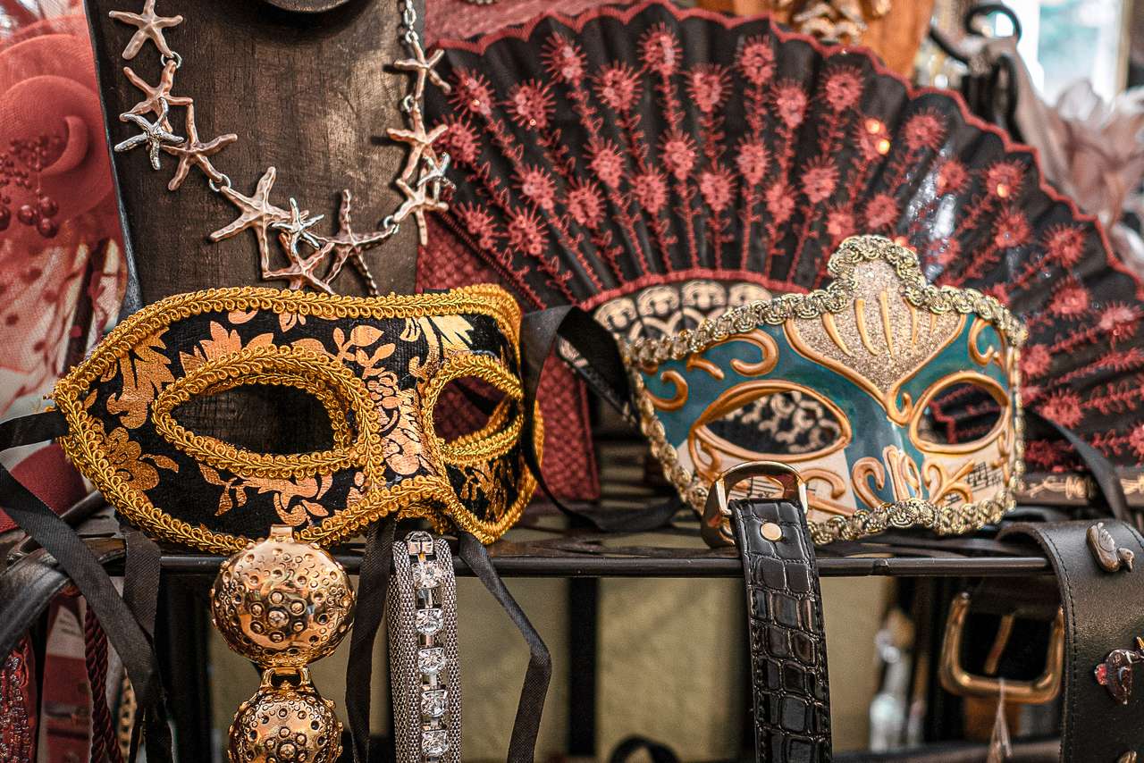 Máscaras de carnaval puzzle online