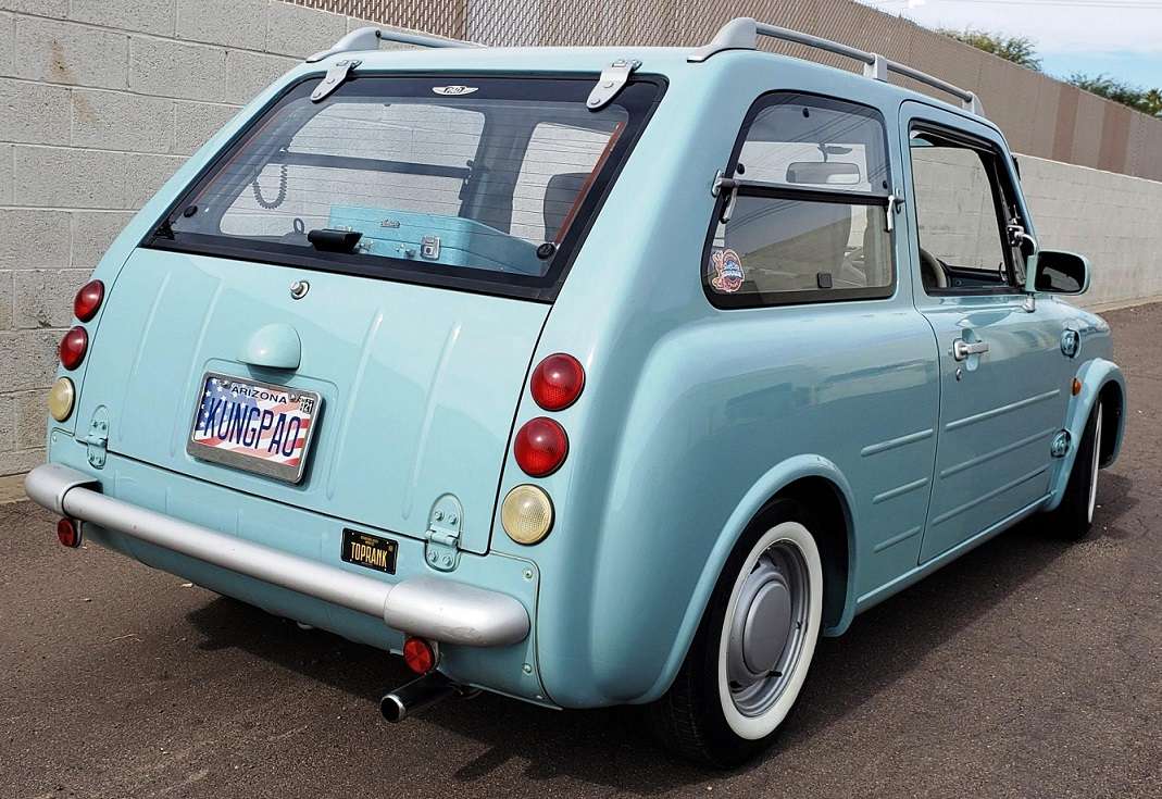 Nissan Pao - Traseira puzzle online