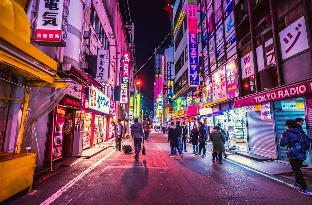 rua noturna da cidade do japão puzzle online a partir de fotografia