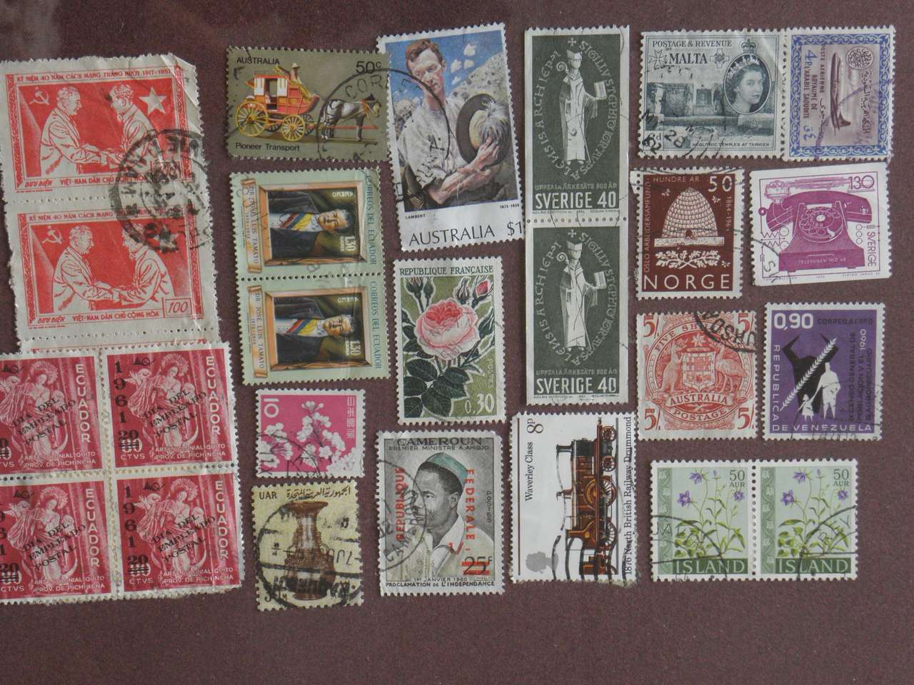 Oude postzegels 1 puzzel online van foto