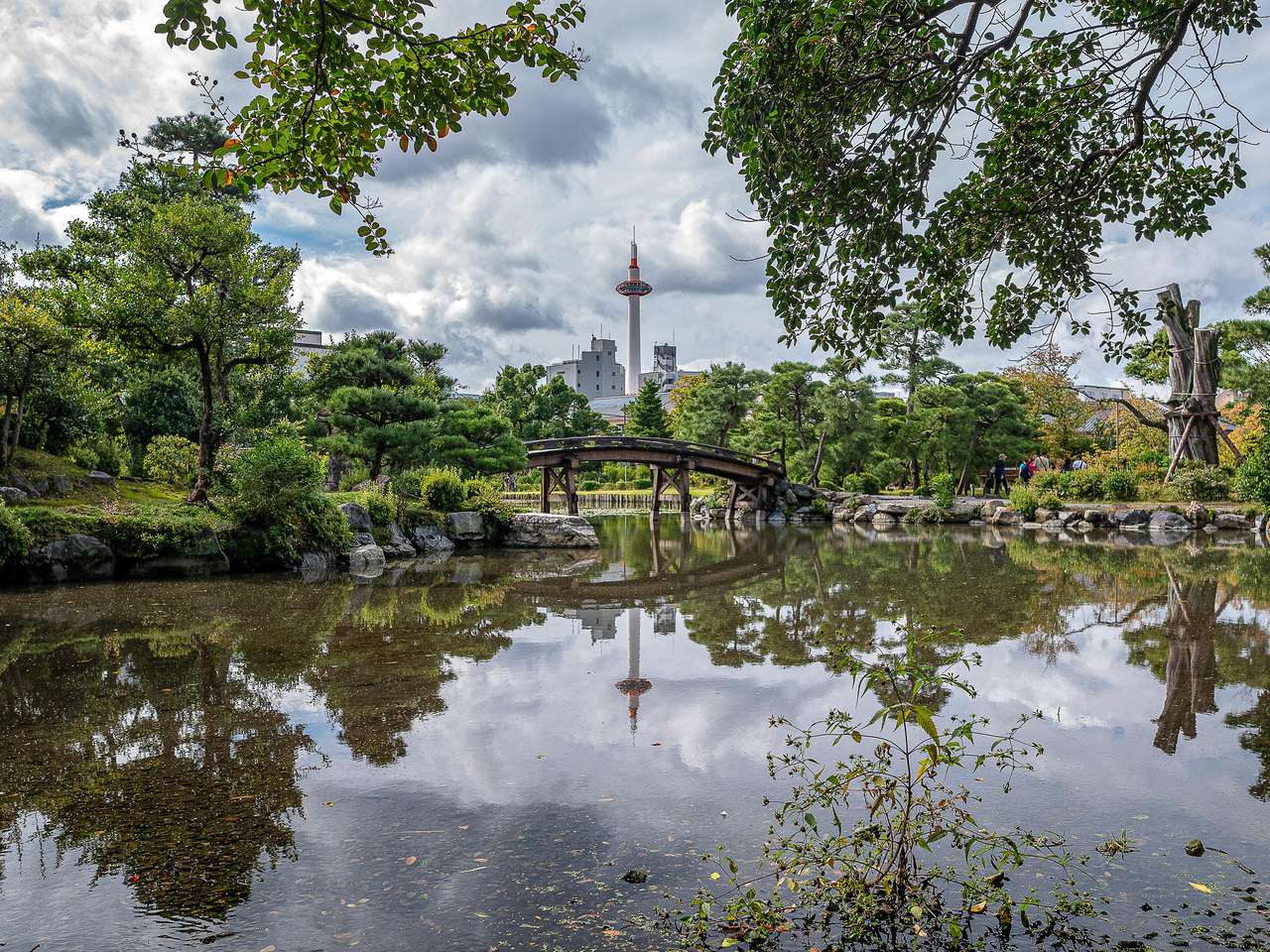 Shosei In Garten a Kyoto puzzle online