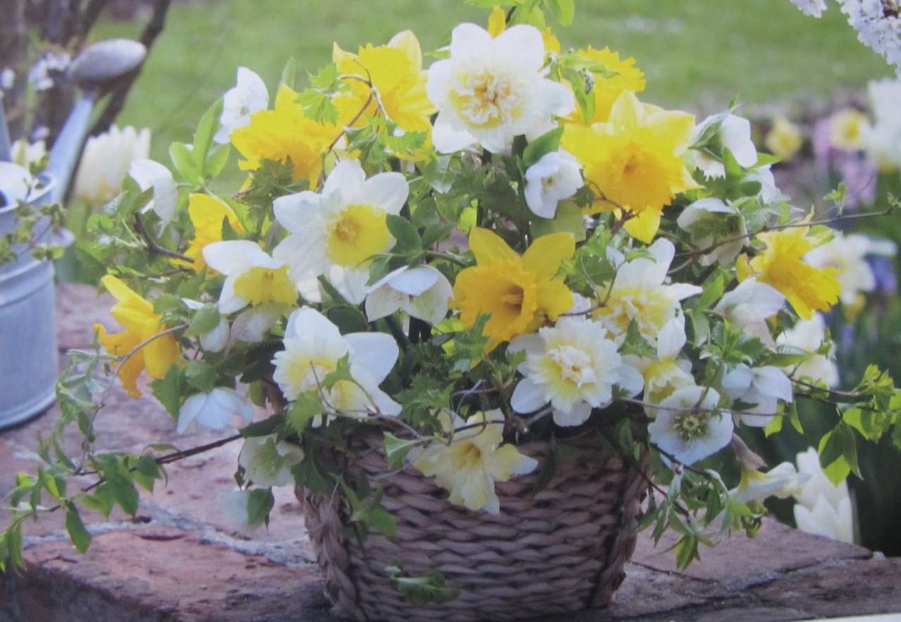 spring in basket puzzle online from photo