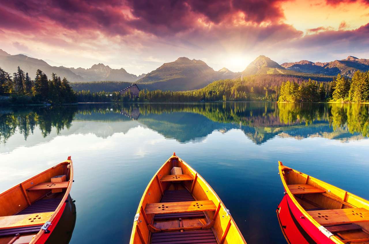Mountain lake puzzle online from photo