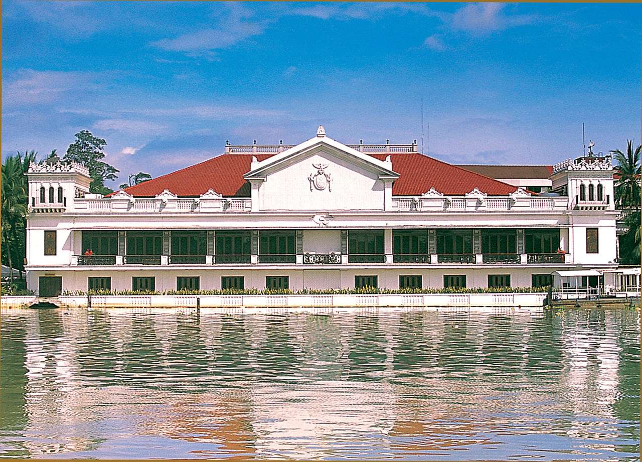 Palácio de Malacanang. puzzle online a partir de fotografia