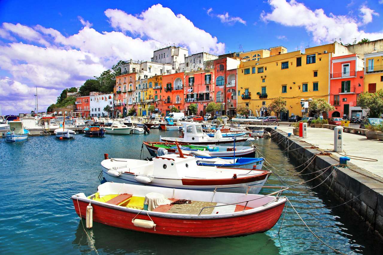 Boten in de haven in Italië online puzzel