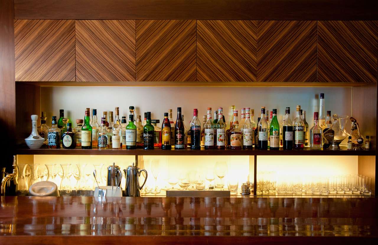 Was ist eine Bar? Online-Puzzle vom Foto