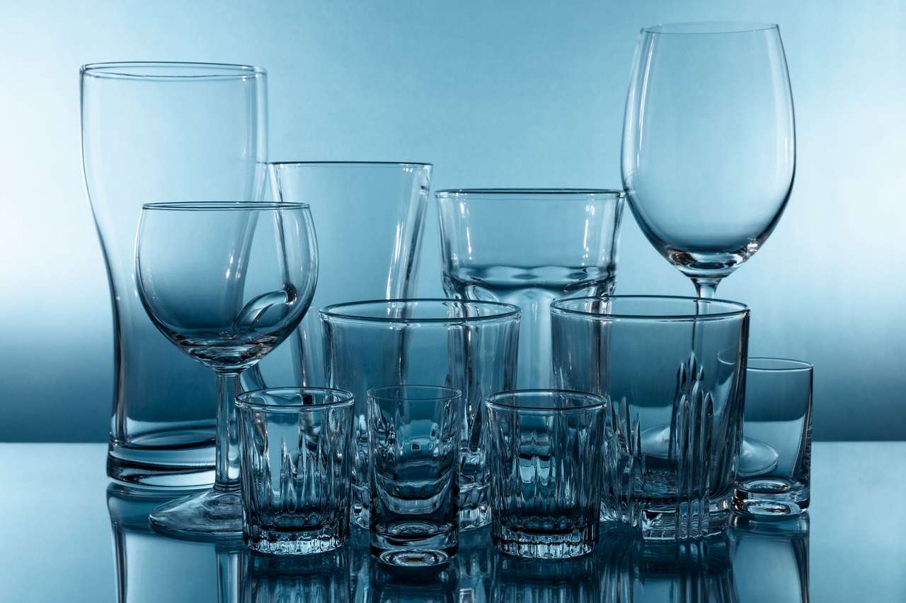 Glasses and glasses puzzle online from photo