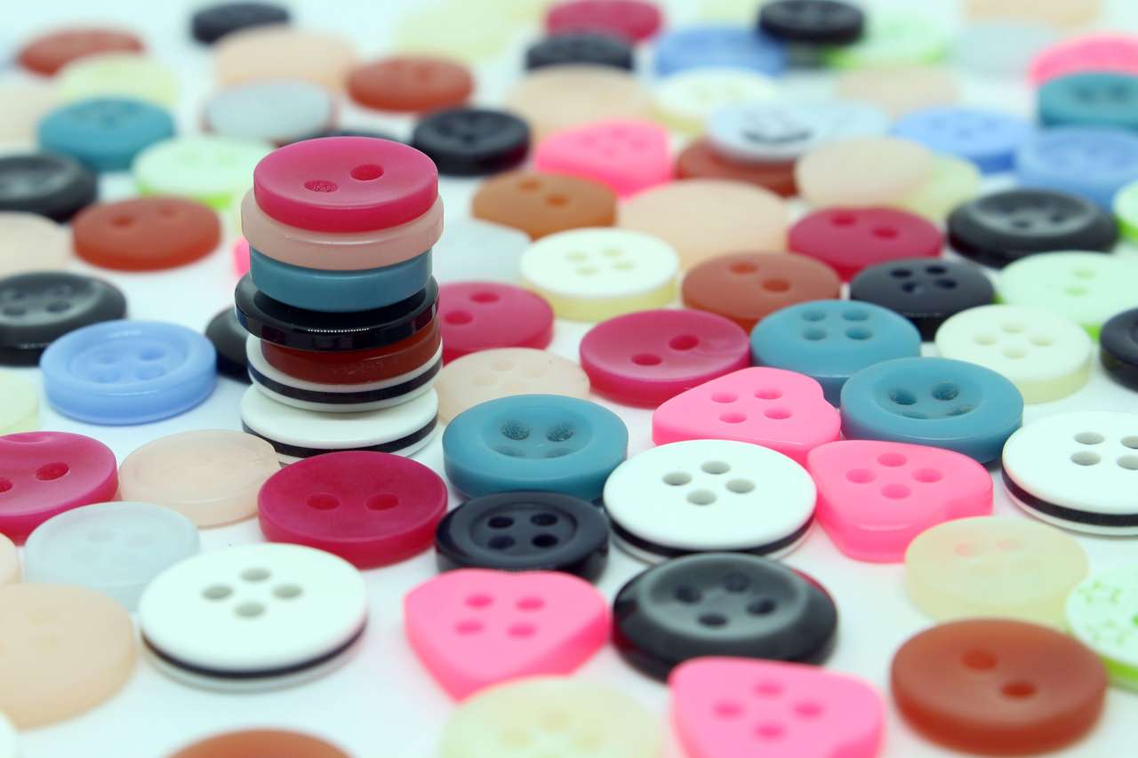 Colorful buttons puzzle online from photo