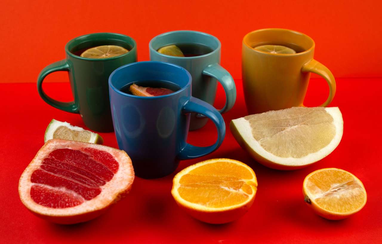 Färgglada te med frukter Pussel online