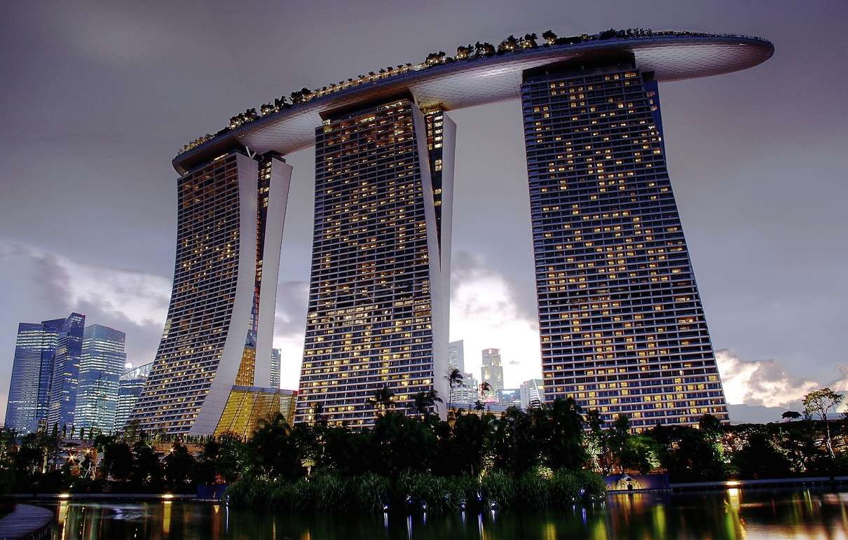 Marina Bay Sands - Сингапур 2 онлайн пъзел от снимка