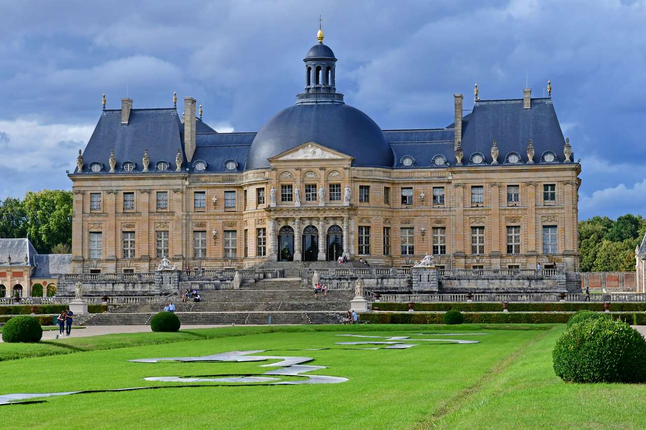Замъкът във Франция онлайн пъзел от снимка