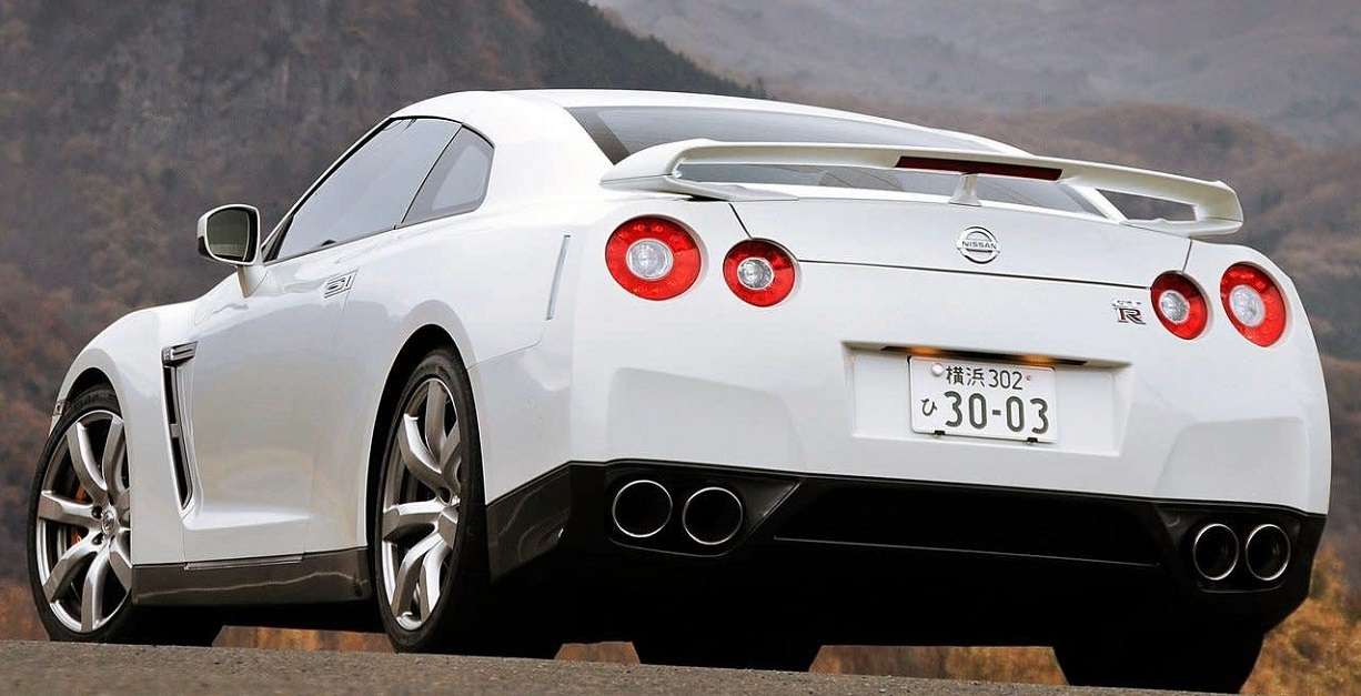 Nissan GTR Sports Coupe pussel online från foto
