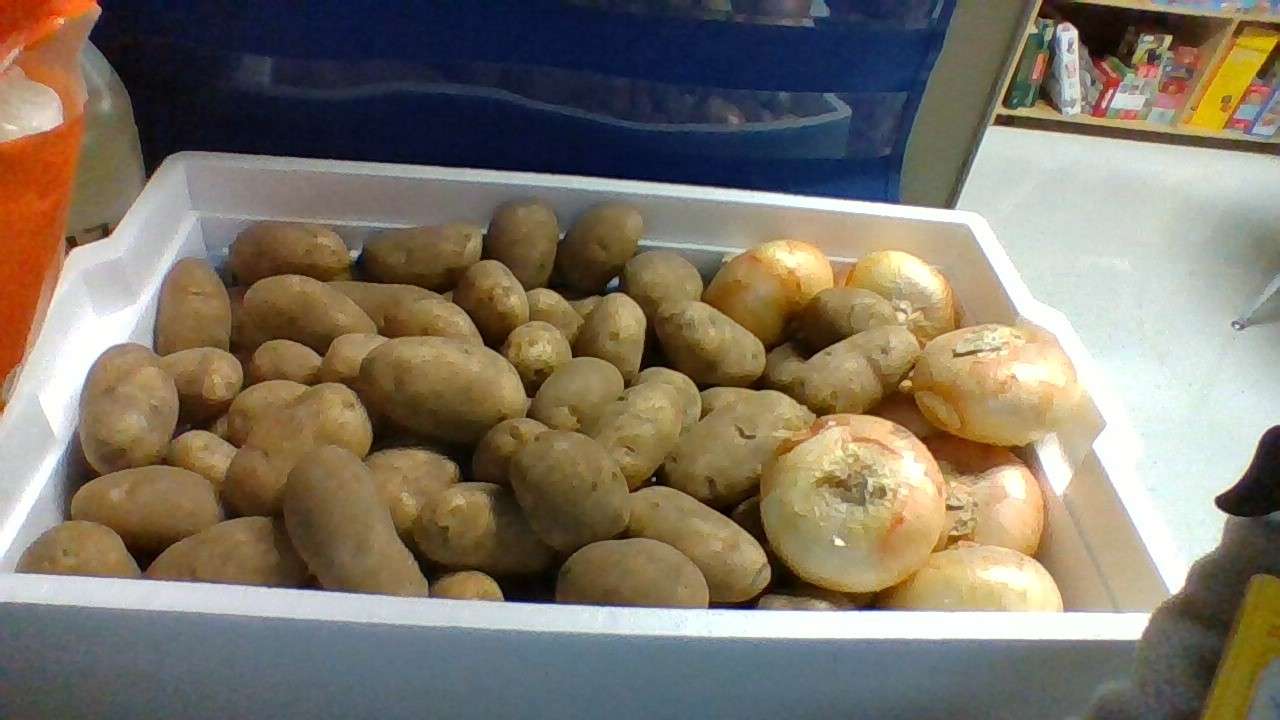 Картофи и лук онлайн пъзел
