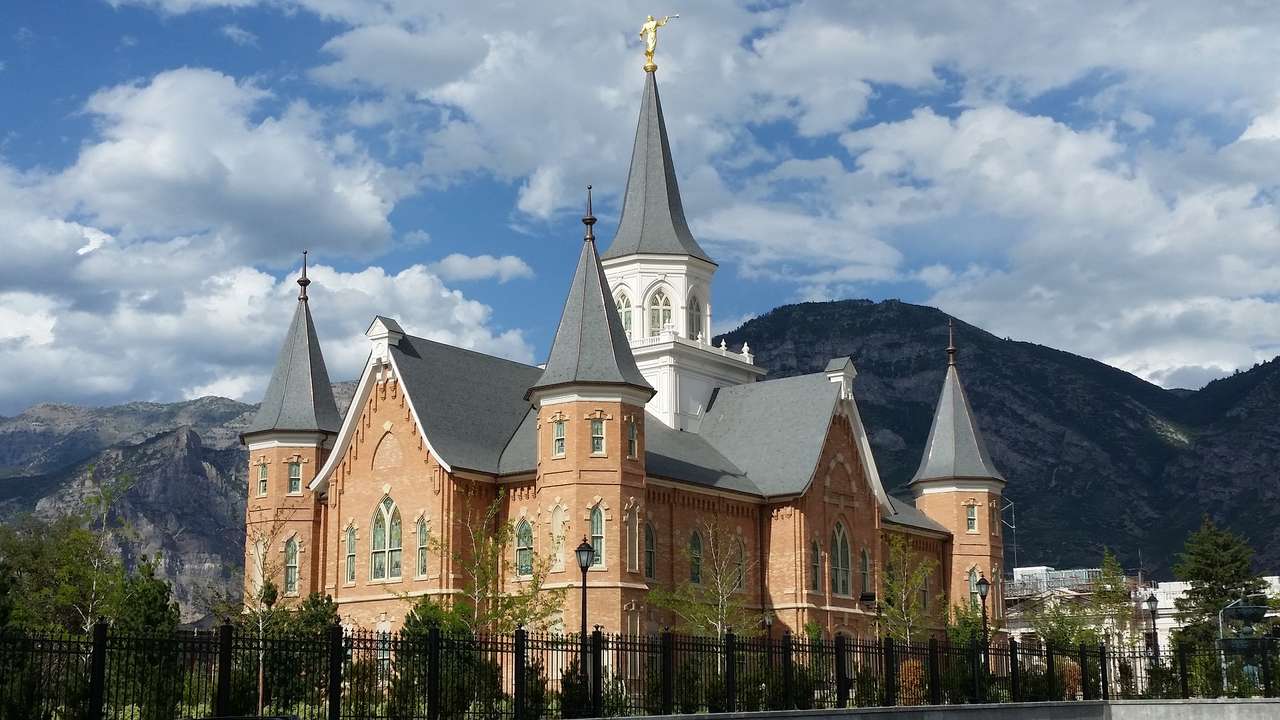 LDS kyrka pussel online från foto