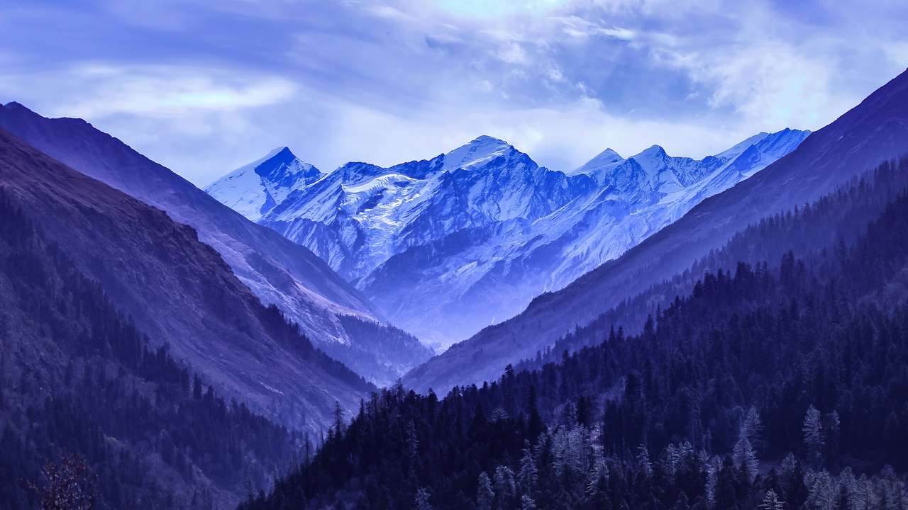 Beautiful mountains puzzle online from photo